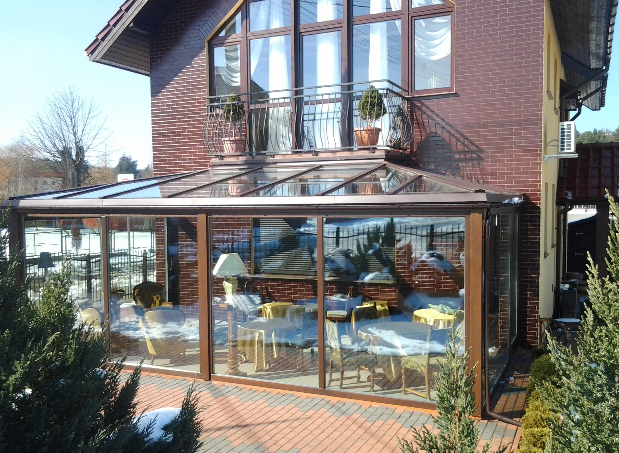 ogród zimowy drewniany