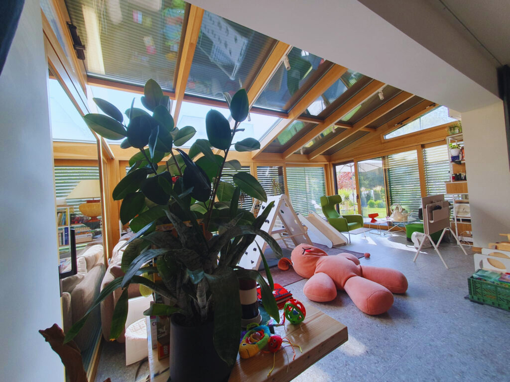 zdjęcie ogrodu zimowego drewnianego