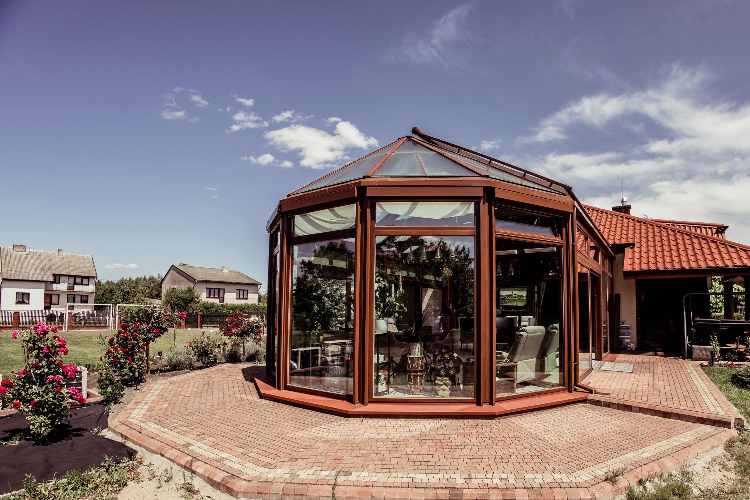 zdjęcie z realizacji ogrodu zimowego drewnianego