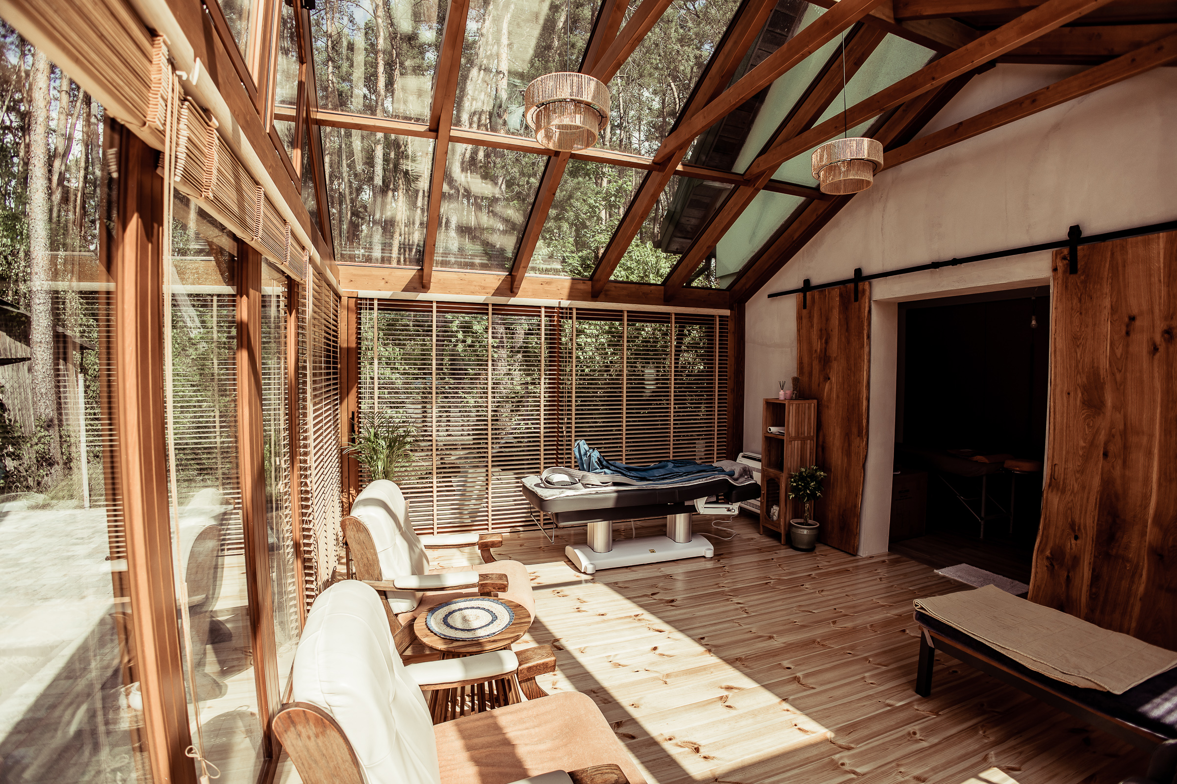 zdjęcie z realizacji ogrodu zimowego drewnianego we Wrocławiu