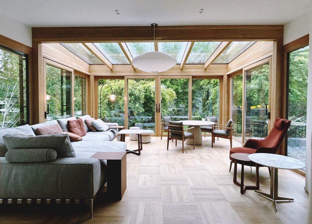 zdjęcie z realizacji ogrodu zimowego drewnianego