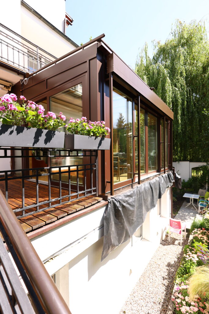 zdjęcie z realizacji ogrodu zimowego drewnianego